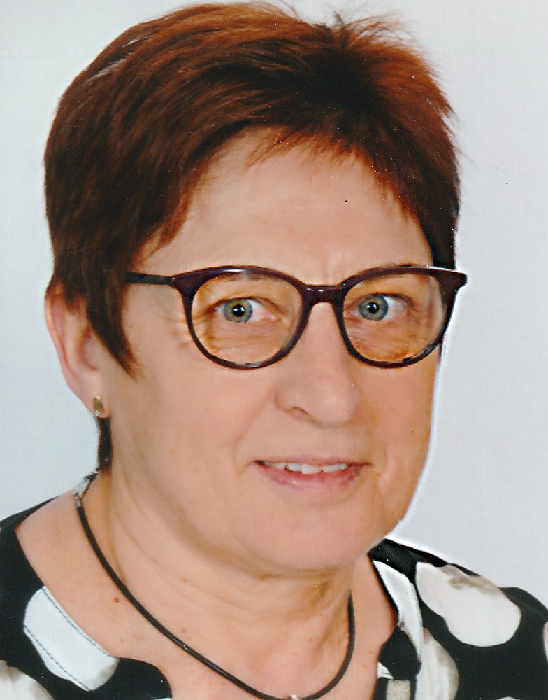 Angelika Kölz